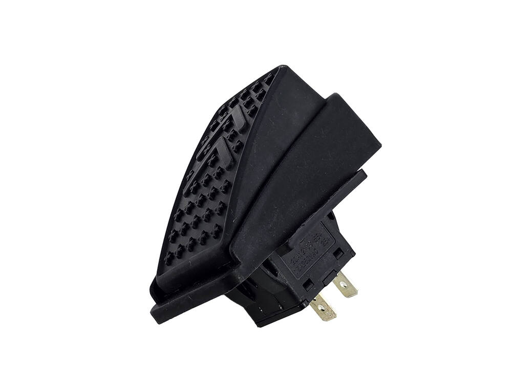 Náhradní pedál PED14 se spínačem 2 pin pro dětská elektrická vozítka